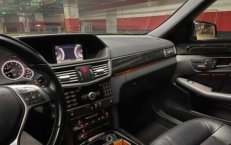 Mercedes-Benz E-Класс, 2012 год, 1 550 000 рублей, 8 фотография