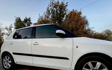 Skoda Fabia II, 2011 год, 400 000 рублей, 2 фотография