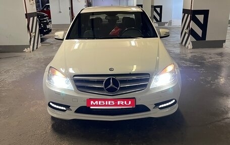 Mercedes-Benz C-Класс, 2010 год, 1 350 000 рублей, 4 фотография