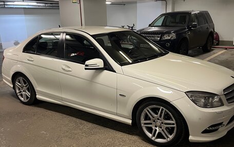 Mercedes-Benz C-Класс, 2010 год, 1 350 000 рублей, 5 фотография