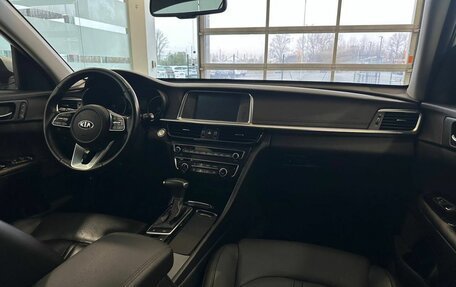 KIA Optima IV, 2018 год, 2 230 000 рублей, 10 фотография