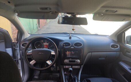 Ford Focus II рестайлинг, 2008 год, 700 000 рублей, 4 фотография