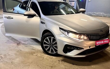 KIA Optima IV, 2019 год, 2 200 000 рублей, 4 фотография
