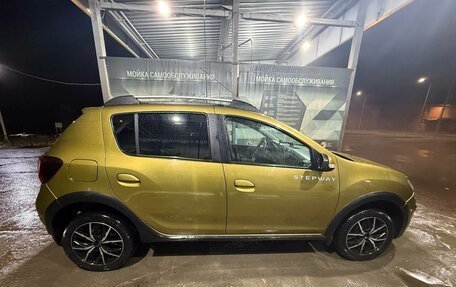 Renault Sandero II рестайлинг, 2016 год, 990 000 рублей, 2 фотография