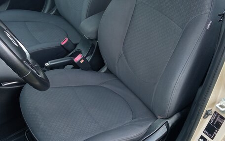 Hyundai Solaris II рестайлинг, 2013 год, 775 000 рублей, 12 фотография