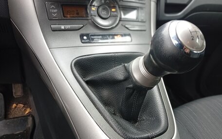 Toyota Auris II, 2008 год, 730 000 рублей, 15 фотография