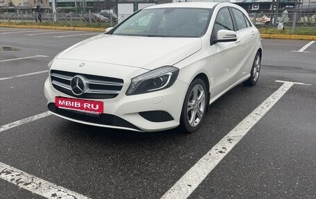 Mercedes-Benz A-Класс, 2014 год, 1 500 000 рублей, 7 фотография