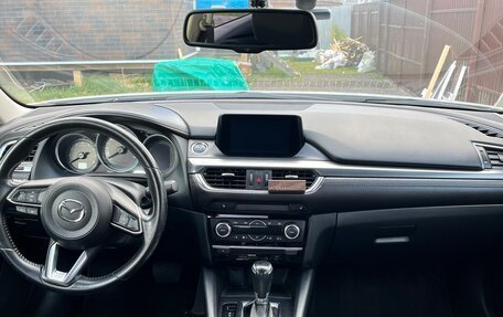 Mazda 6, 2018 год, 1 900 000 рублей, 28 фотография