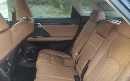 Lexus RX IV рестайлинг, 2016 год, 4 500 000 рублей, 12 фотография