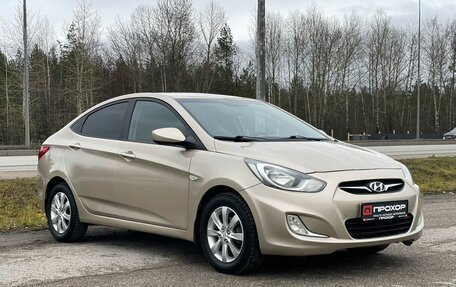Hyundai Solaris II рестайлинг, 2011 год, 847 000 рублей, 22 фотография