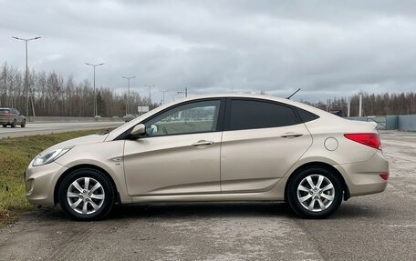 Hyundai Solaris II рестайлинг, 2011 год, 847 000 рублей, 29 фотография