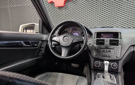 Mercedes-Benz C-Класс, 2010 год, 1 050 000 рублей, 13 фотография