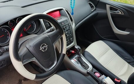 Opel Astra J, 2011 год, 700 000 рублей, 8 фотография