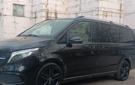 Mercedes-Benz V-Класс, 2019 год, 5 400 000 рублей, 2 фотография