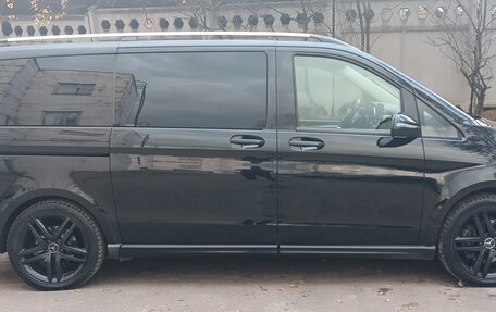 Mercedes-Benz V-Класс, 2019 год, 5 400 000 рублей, 4 фотография