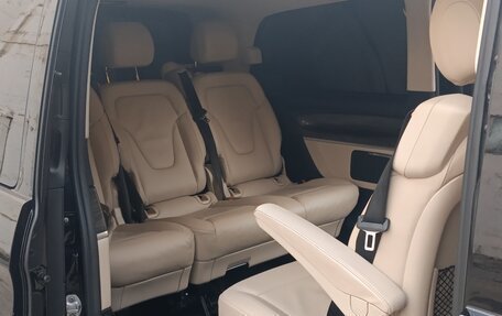 Mercedes-Benz V-Класс, 2019 год, 5 400 000 рублей, 11 фотография