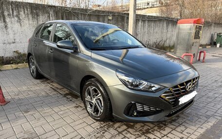 Hyundai i30 III, 2023 год, 2 300 000 рублей, 21 фотография