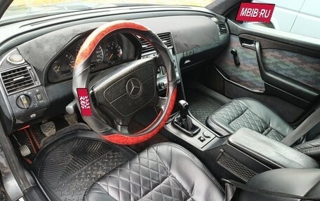 Mercedes-Benz C-Класс, 1995 год, 335 000 рублей, 2 фотография