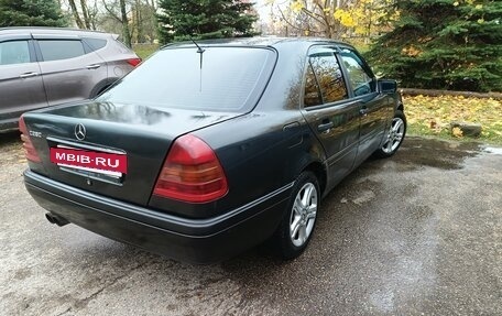 Mercedes-Benz C-Класс, 1995 год, 335 000 рублей, 6 фотография