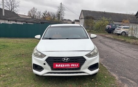 Hyundai Solaris II рестайлинг, 2017 год, 525 000 рублей, 2 фотография