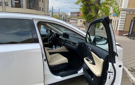 Lexus RX IV рестайлинг, 2021 год, 6 300 000 рублей, 15 фотография