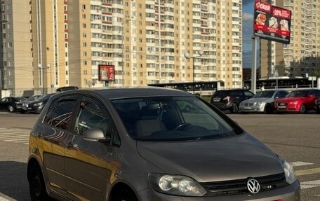 Volkswagen Golf Plus II, 2013 год, 600 000 рублей, 3 фотография