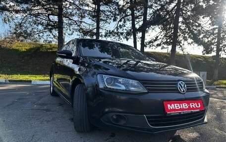 Volkswagen Jetta VI, 2014 год, 1 050 000 рублей, 13 фотография