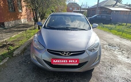 Hyundai Avante, 2011 год, 850 000 рублей, 2 фотография