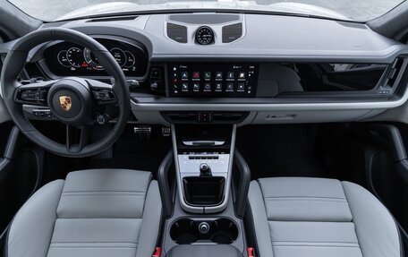 Porsche Cayenne III, 2024 год, 23 490 000 рублей, 24 фотография