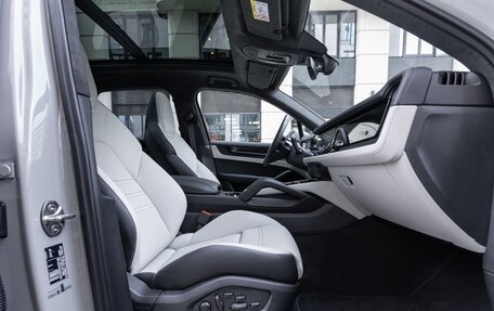 Porsche Cayenne III, 2024 год, 23 490 000 рублей, 36 фотография