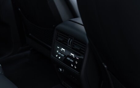 Porsche Cayenne III, 2024 год, 23 490 000 рублей, 40 фотография