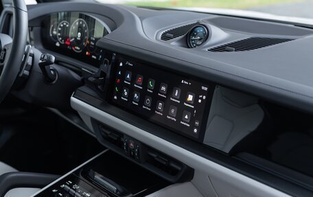 Porsche Cayenne III, 2024 год, 23 490 000 рублей, 32 фотография