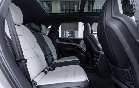 Porsche Cayenne III, 2024 год, 23 490 000 рублей, 37 фотография