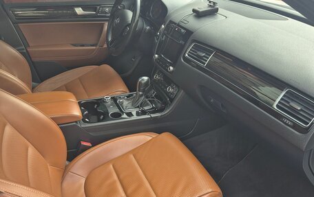 Volkswagen Touareg III, 2014 год, 2 180 000 рублей, 16 фотография