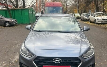 Hyundai Solaris II рестайлинг, 2018 год, 1 150 000 рублей, 1 фотография