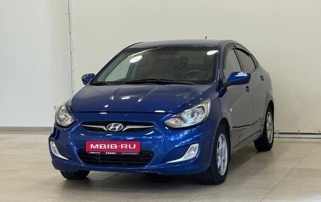 Hyundai Solaris II рестайлинг, 2011 год, 810 000 рублей, 1 фотография