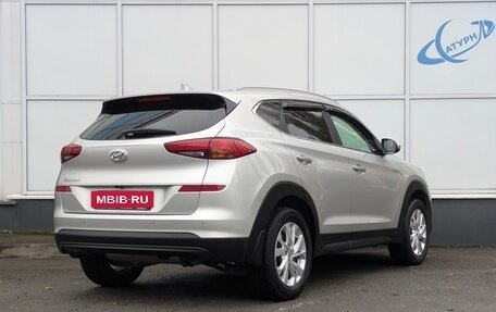 Hyundai Tucson III, 2019 год, 2 355 000 рублей, 6 фотография