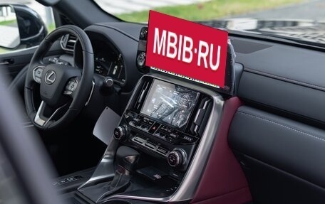 Lexus LX, 2025 год, 18 490 000 рублей, 30 фотография