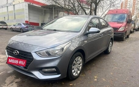 Hyundai Solaris II рестайлинг, 2018 год, 1 150 000 рублей, 4 фотография