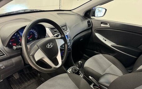 Hyundai Solaris II рестайлинг, 2011 год, 810 000 рублей, 12 фотография