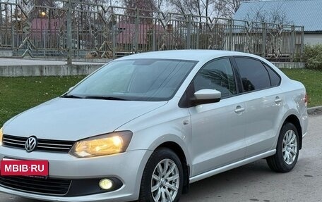 Volkswagen Polo VI (EU Market), 2013 год, 734 000 рублей, 1 фотография