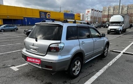 Mitsubishi Outlander III рестайлинг 3, 2005 год, 800 000 рублей, 4 фотография