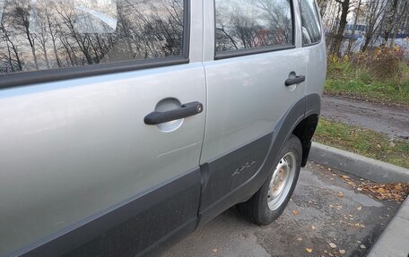 Chevrolet Niva I рестайлинг, 2013 год, 550 000 рублей, 14 фотография