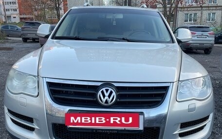 Volkswagen Touareg III, 2007 год, 1 150 000 рублей, 2 фотография