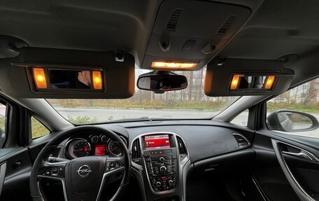 Opel Astra J, 2011 год, 660 000 рублей, 3 фотография