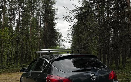 Opel Astra J, 2011 год, 660 000 рублей, 2 фотография