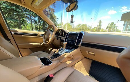 Porsche Cayenne III, 2011 год, 2 850 000 рублей, 9 фотография