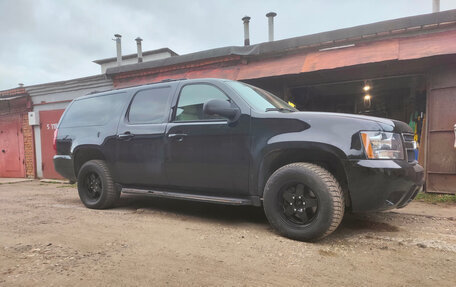 Chevrolet Suburban, 2011 год, 2 200 000 рублей, 1 фотография