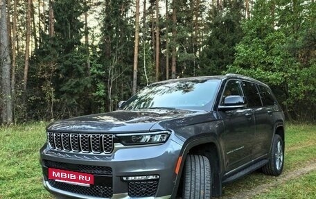 Jeep Grand Cherokee, 2022 год, 10 200 000 рублей, 3 фотография