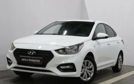 Hyundai Solaris II рестайлинг, 2018 год, 1 000 000 рублей, 1 фотография